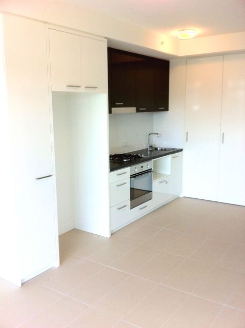 M15/14-20 Nicholson Street, Coburg, VIC 3058