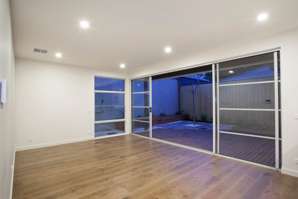 2/4 Nicholls Road, Ormond, VIC 3204