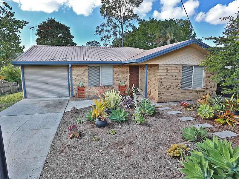 23 Augustins Crescent, Petrie, QLD 4502