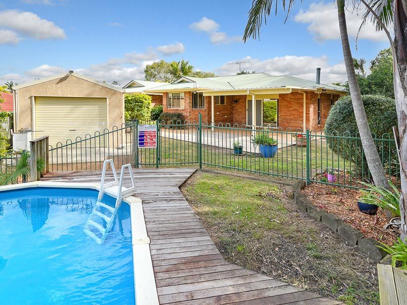15 Glenside Place, Bridgeman Downs, QLD 4035