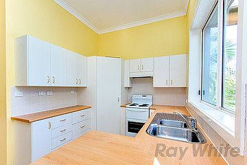 32 Garden Grove Parade, Adamstown Heights, NSW 2289