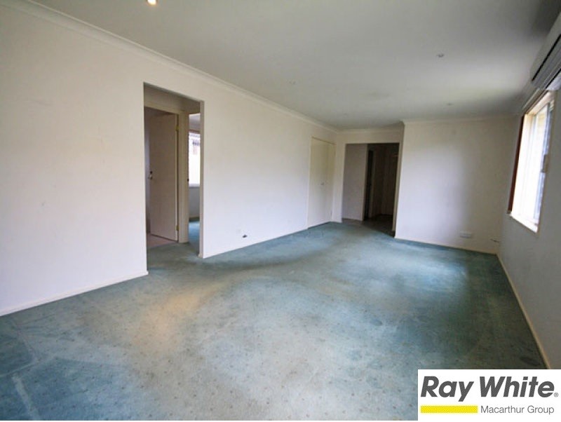 36 Wilkinson Crescent, Ingleburn, NSW 2565