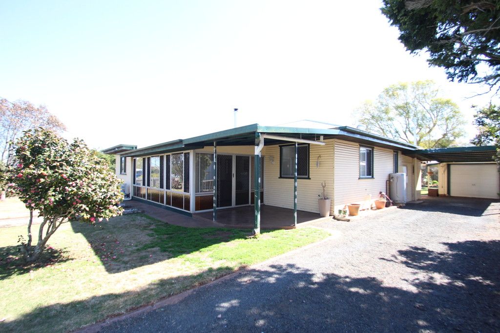 5 Devine Street, Harristown QLD 4350