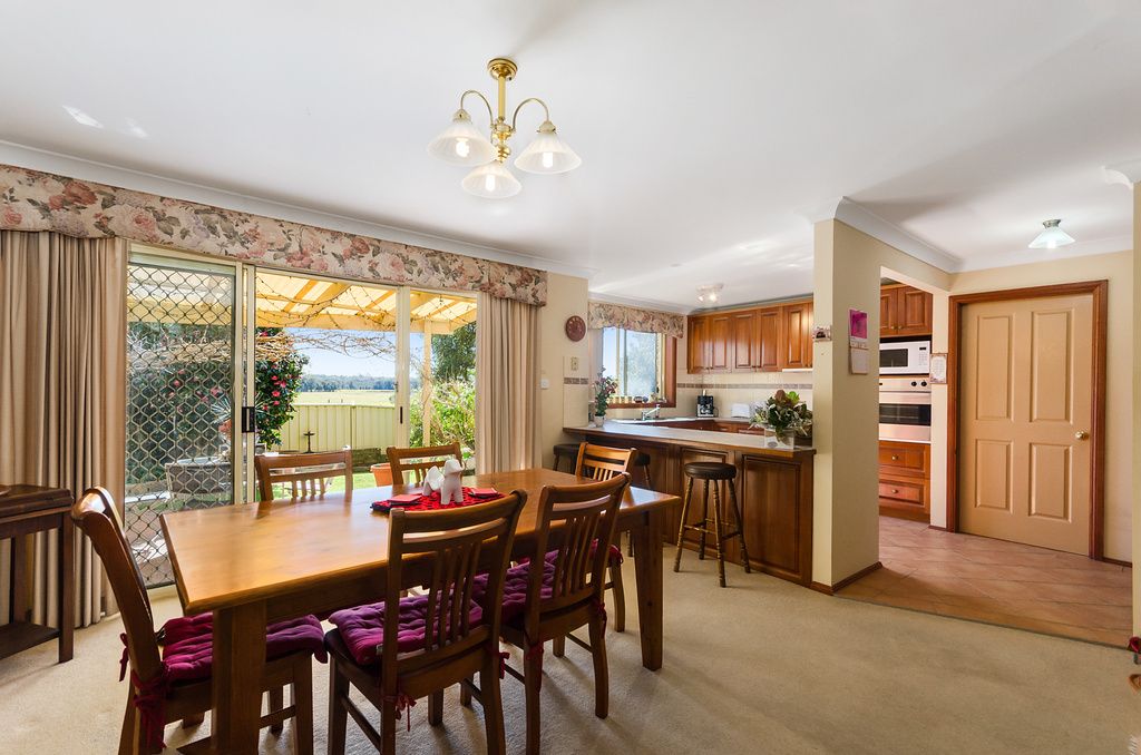 25 Newing Circuit, Kiama Downs NSW 2533