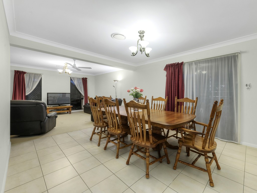 4 Taunton Street, Carseldine, QLD 4034