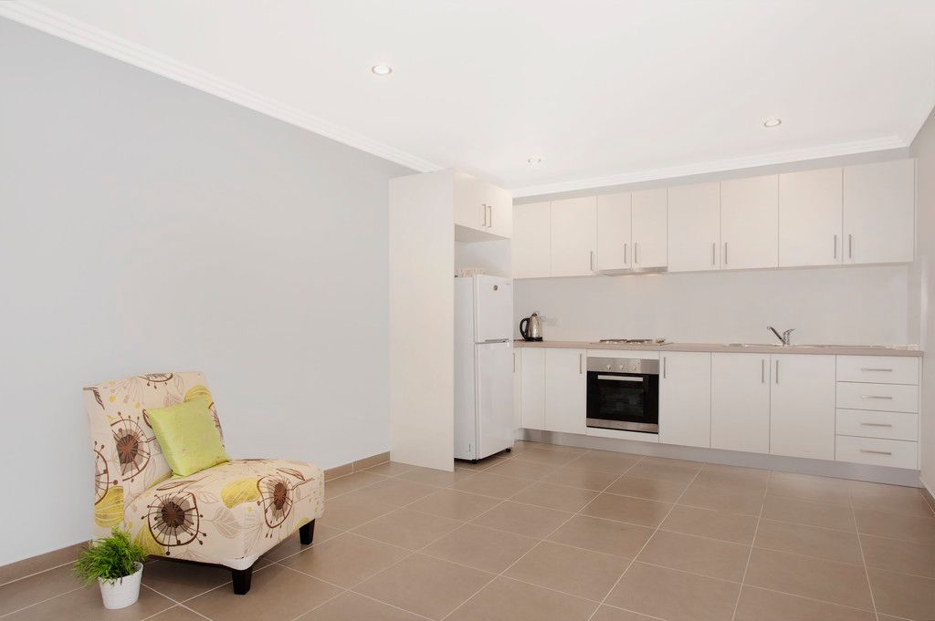 2 Kokoda Place, BOSSLEY PARK, NSW 2176