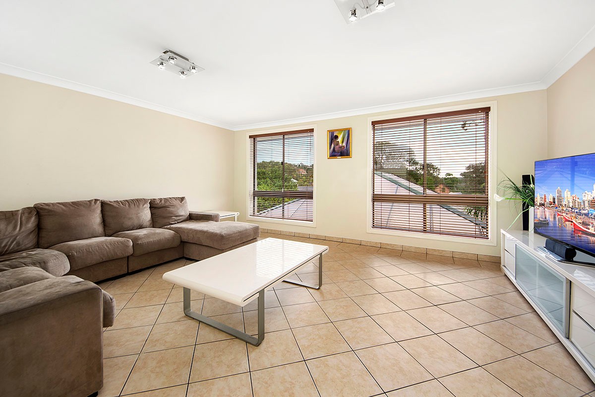10 Tallowwood Close, Alfords Point, NSW 2234