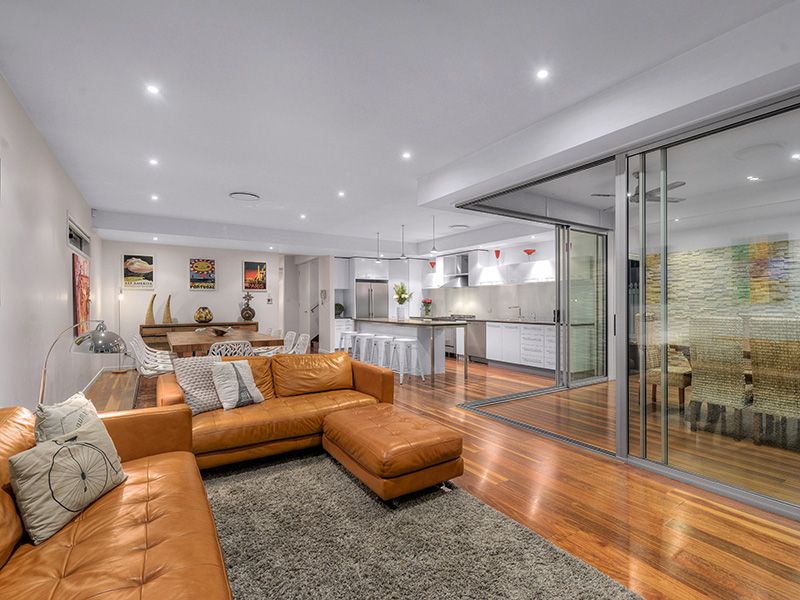 24 Scott Street, Kedron, QLD 4031