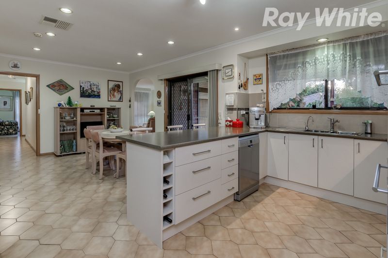 15 Ilias Court, Bundoora, VIC 3083