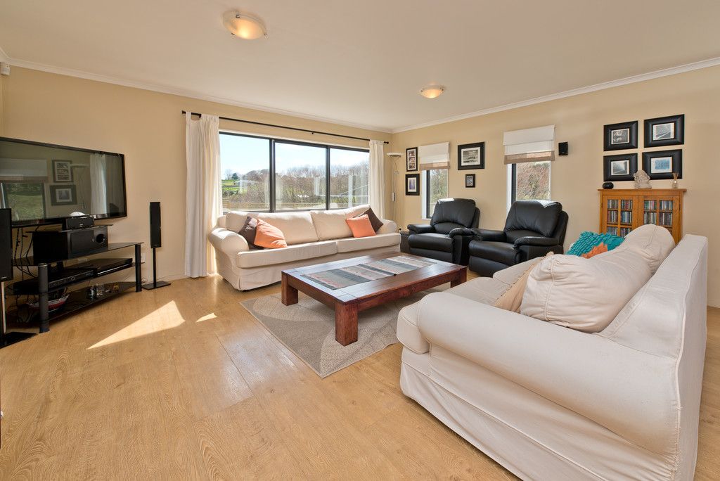 123 Keri Vista Rise, Papakura, Papakura
