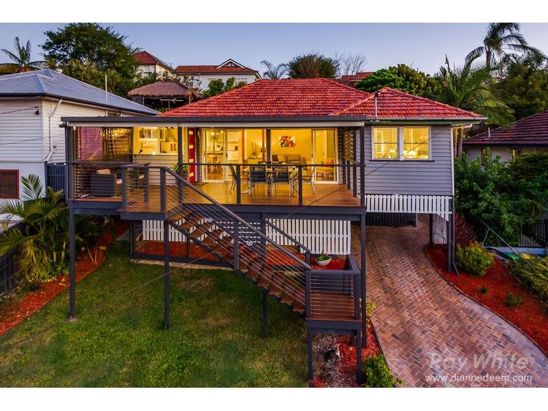 23 Oxley Drive, Holland Park, QLD 4121
