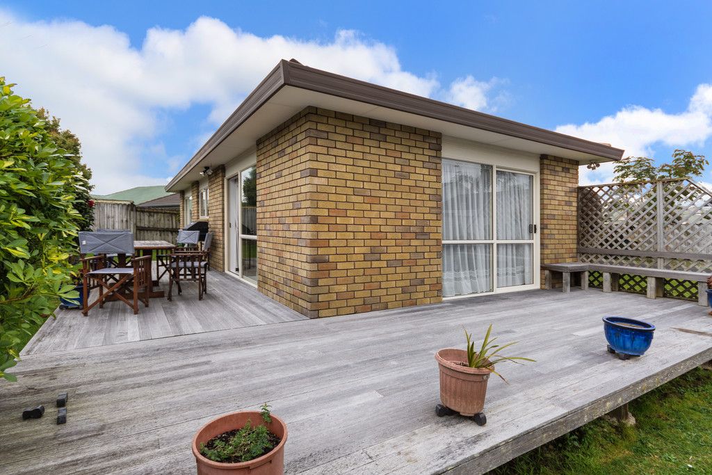 2/5 Daria Place, Northpark, Manukau City