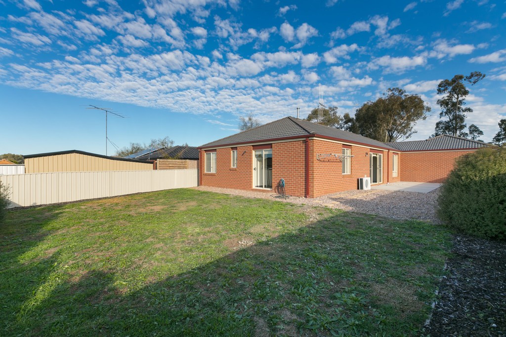 2 Gardenview Court, Epsom, VIC 3551