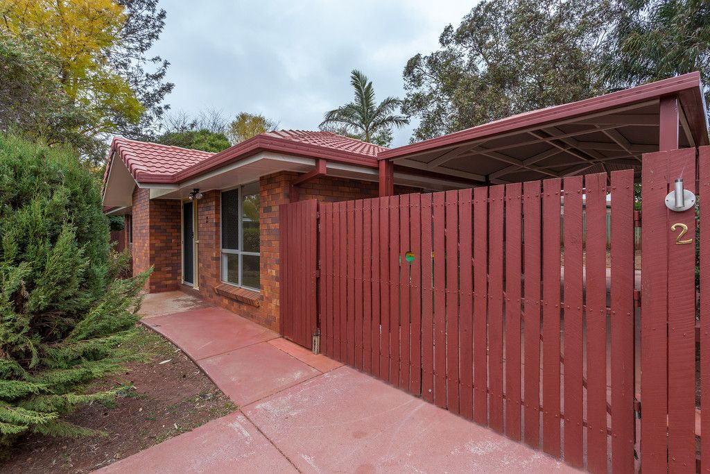 2 Kenora Court, Rockville, QLD 4350