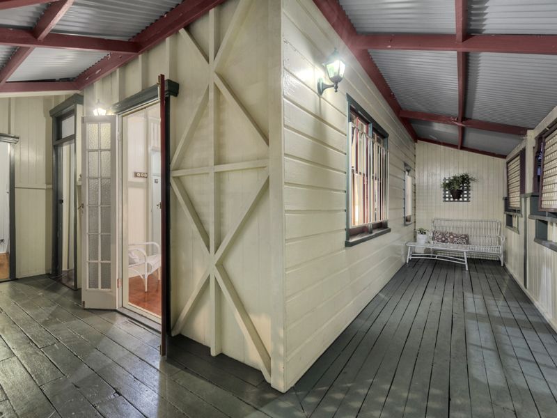 12 Cairns Street, East Brisbane, QLD 4169
