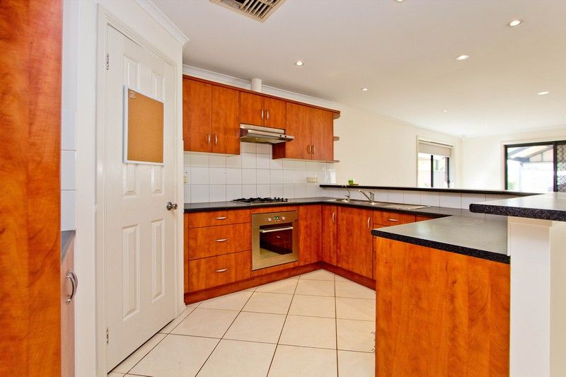 8a McQuillan Avenue, Renown Park, SA 5008