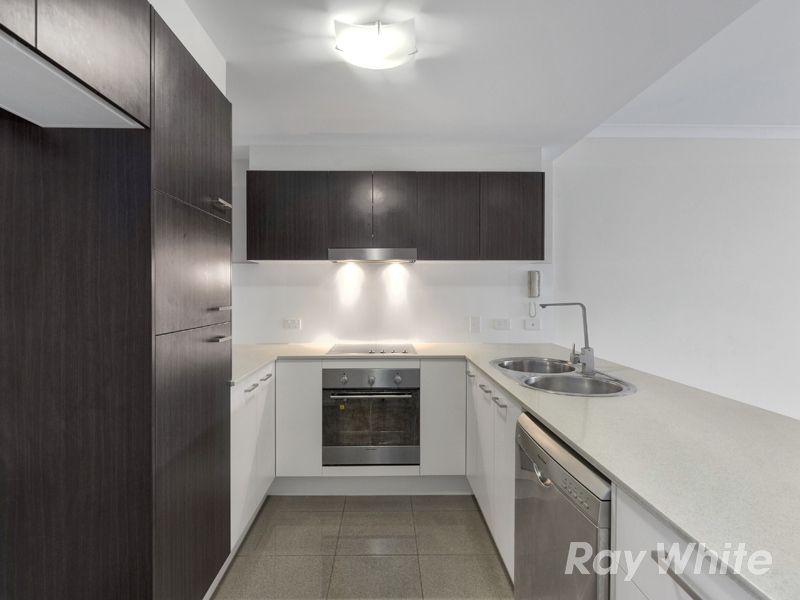 2/17 Duke Street, NUNDAH, QLD 4012