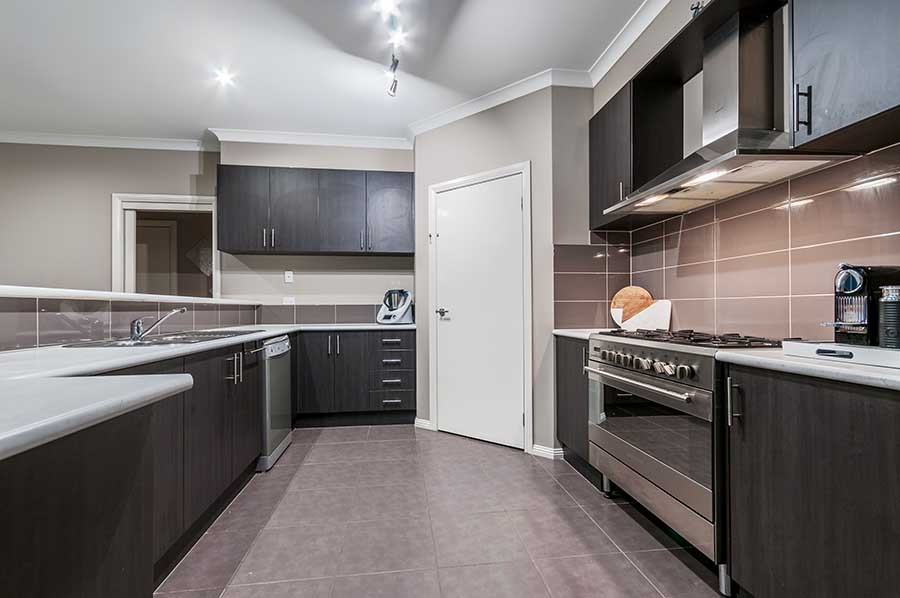 8 Coventry Lane, Craigieburn, VIC 3064