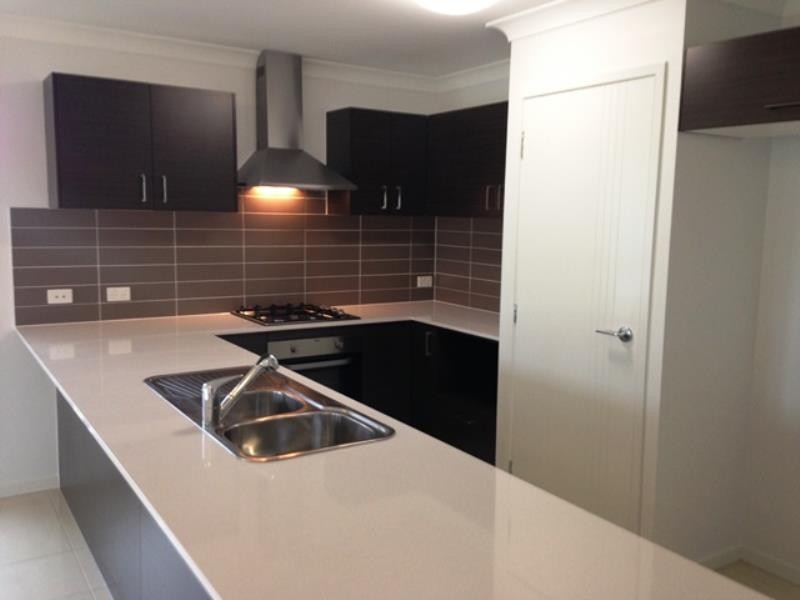 11 Sunstone Court, Logan Reserve, QLD 4133