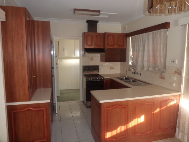 17 Glenview Avenue, Blair Athol, SA 5084
