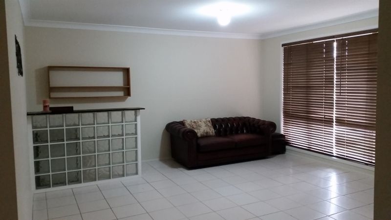 37 St Lawrence Avenue, Blue Haven, NSW 2262