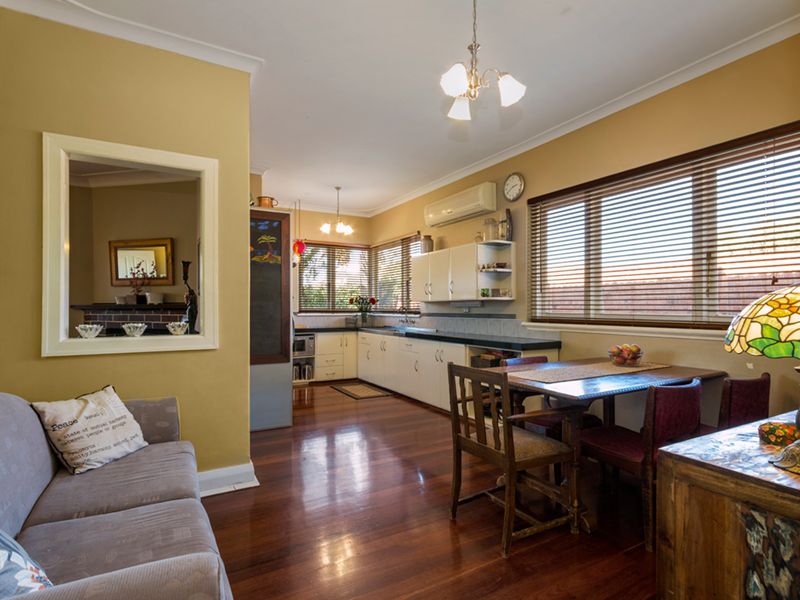 78 Francis Street, Beachlands, WA 6530