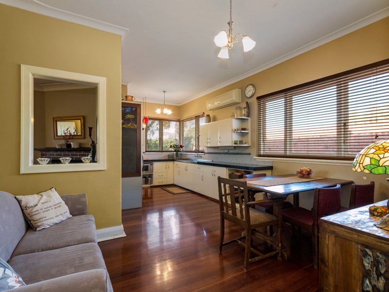 78 Francis Street, Beachlands, WA 6530