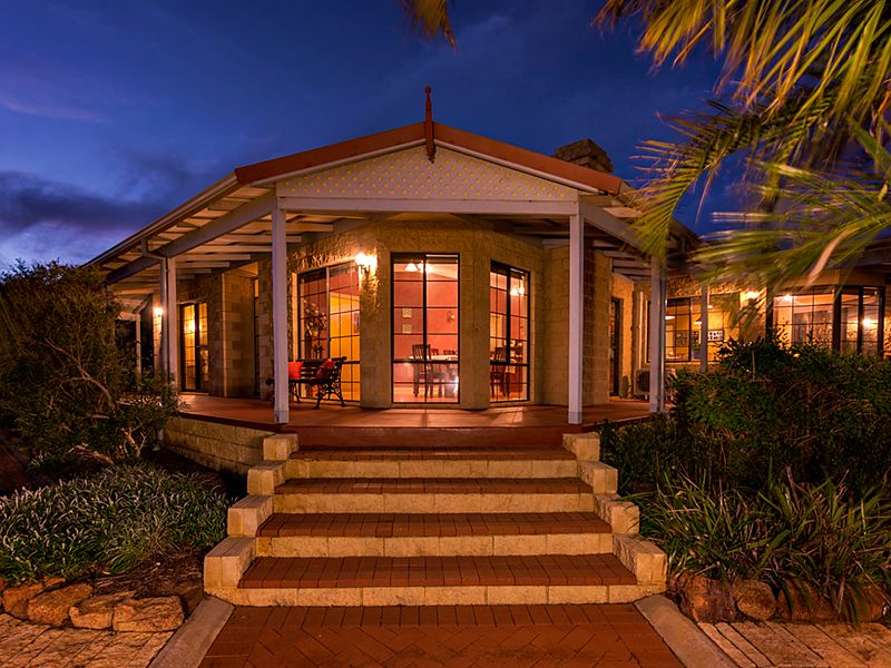 6 Sears Court, Moresby, WA 6530
