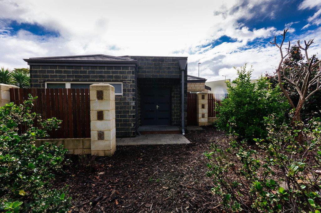 399 Kew Street, Cloverdale, WA 6105