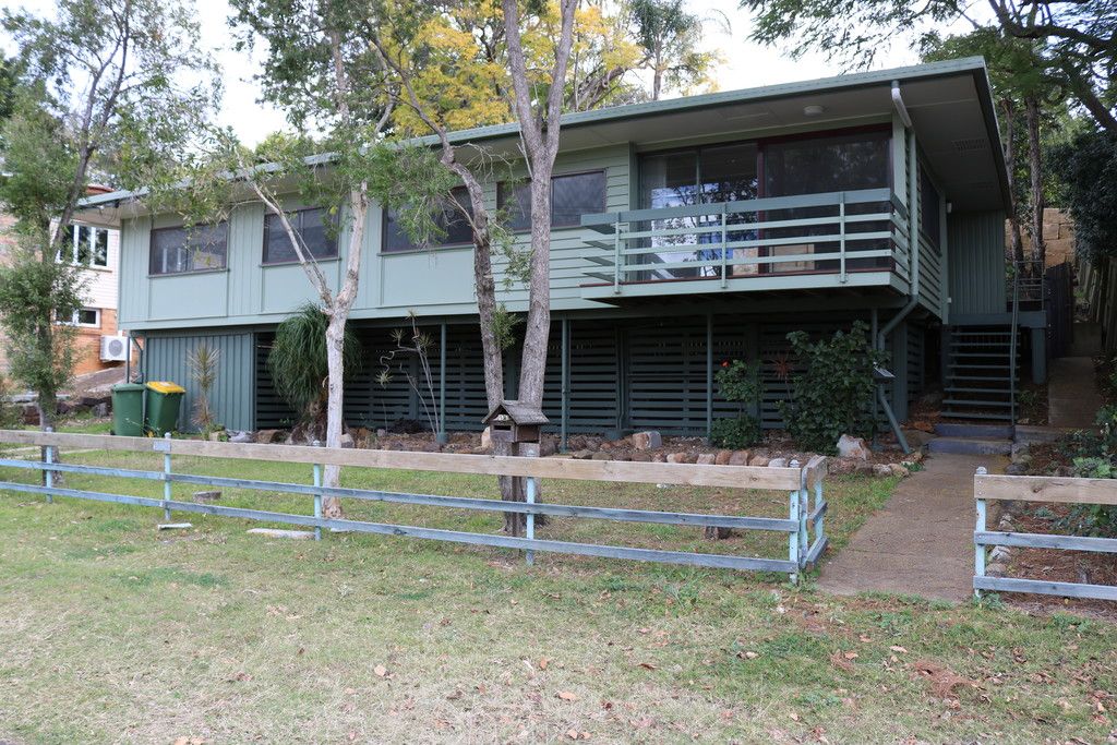1 Whitehead Street, Eastern Heights, QLD 4305