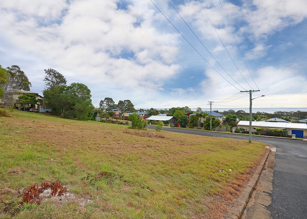 4 Heron Way, River Heads, QLD 4655