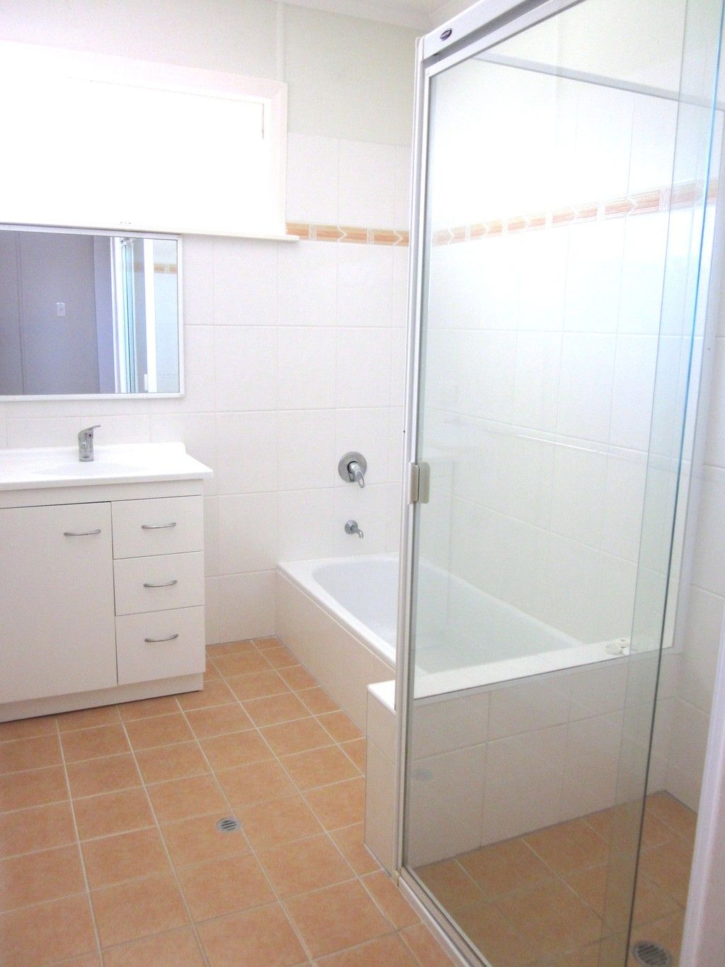 Camp Hill, QLD 4152