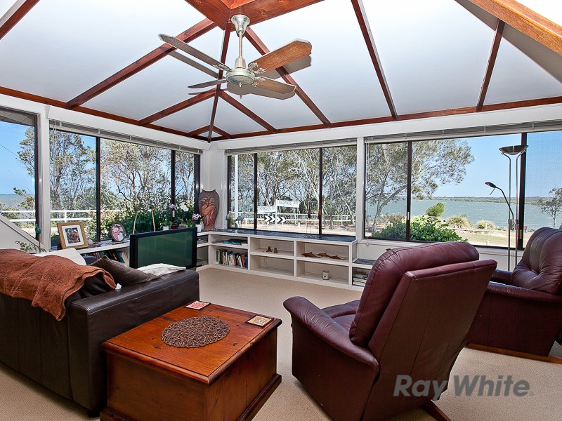 98 Shorncliffe Parade, SHORNCLIFFE, QLD 4017