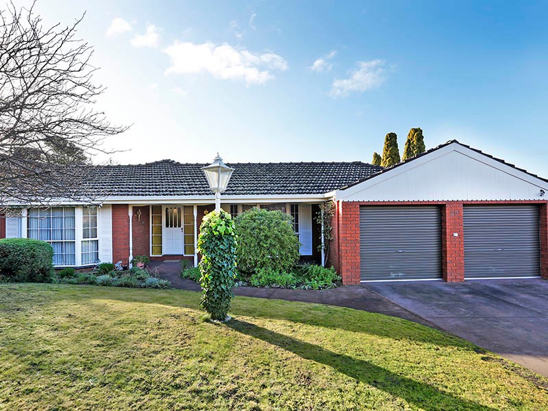 25 Remony Avenue, Highton, VIC 3216