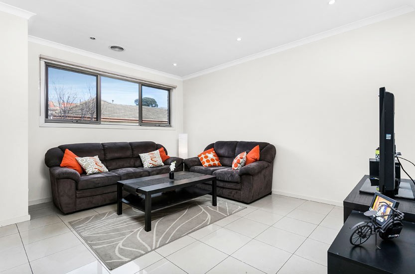 2/8 Plymouth Street, Pascoe Vale, VIC 3044