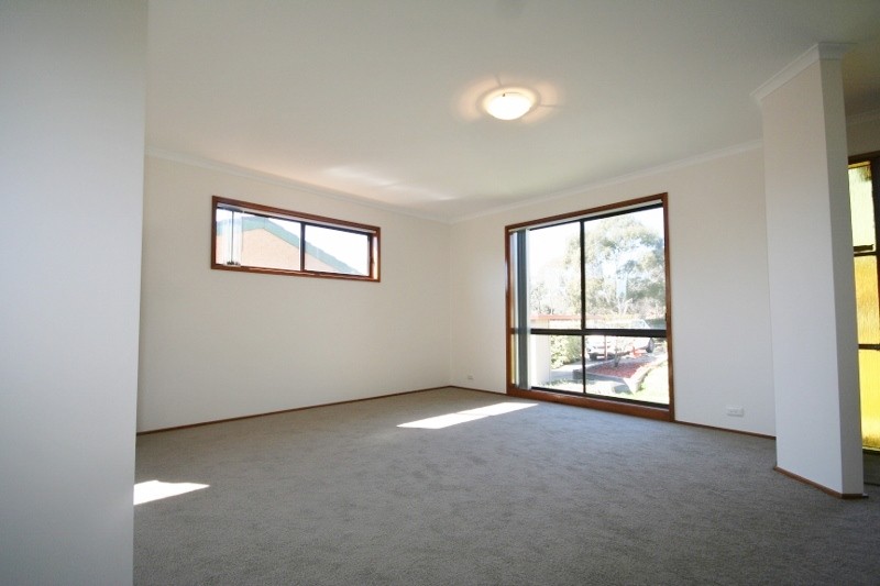 9 Carpenter Close, Calwell, ACT 2905