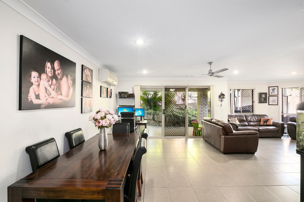 2/10 Jasmine Circuit, Ormeau, QLD 4208