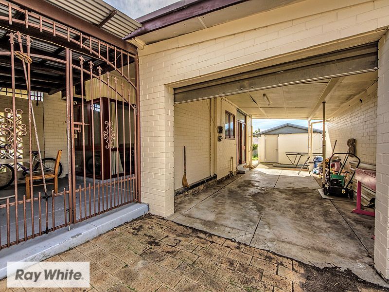 11 Lindley Street, Embleton, WA 6062