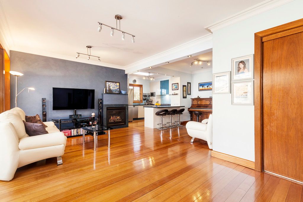 24 Luntar Road, Oakleigh South, VIC 3167