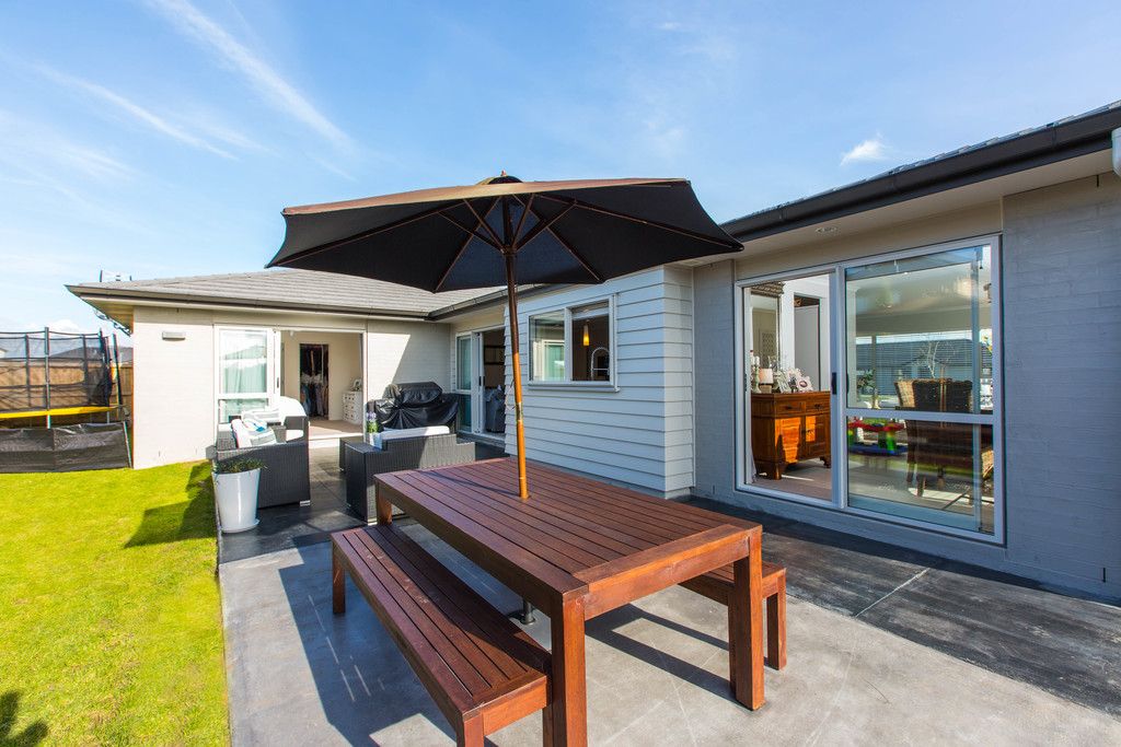 9 Strathaven Road, Wattle Downs, Manukau City