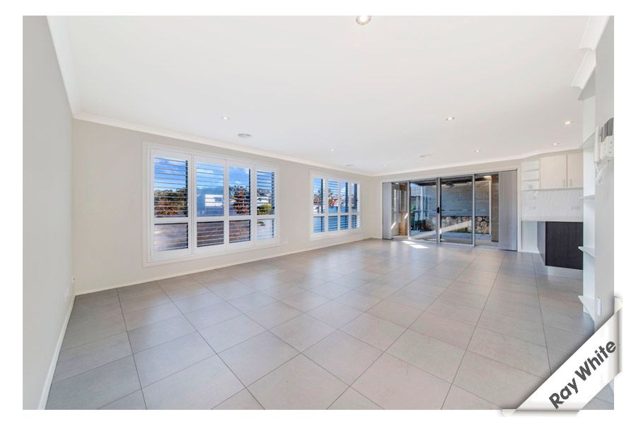 42 Don Dunstan Drive, Bonython, ACT 2905