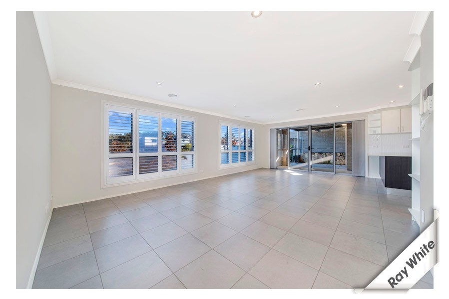 42 Don Dunstan Drive, Bonython, ACT 2905