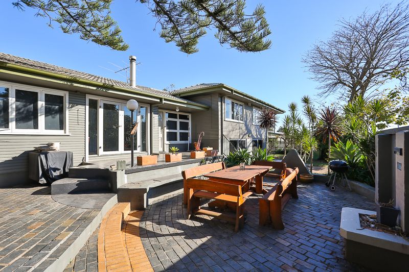 1 Wilma Street, Centenary Heights QLD 4350