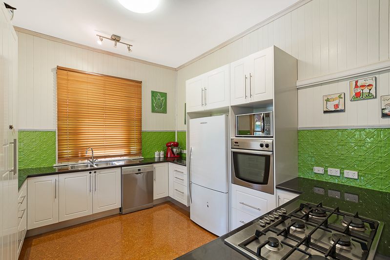 9 Moloney Street, North Toowoomba, QLD 4350