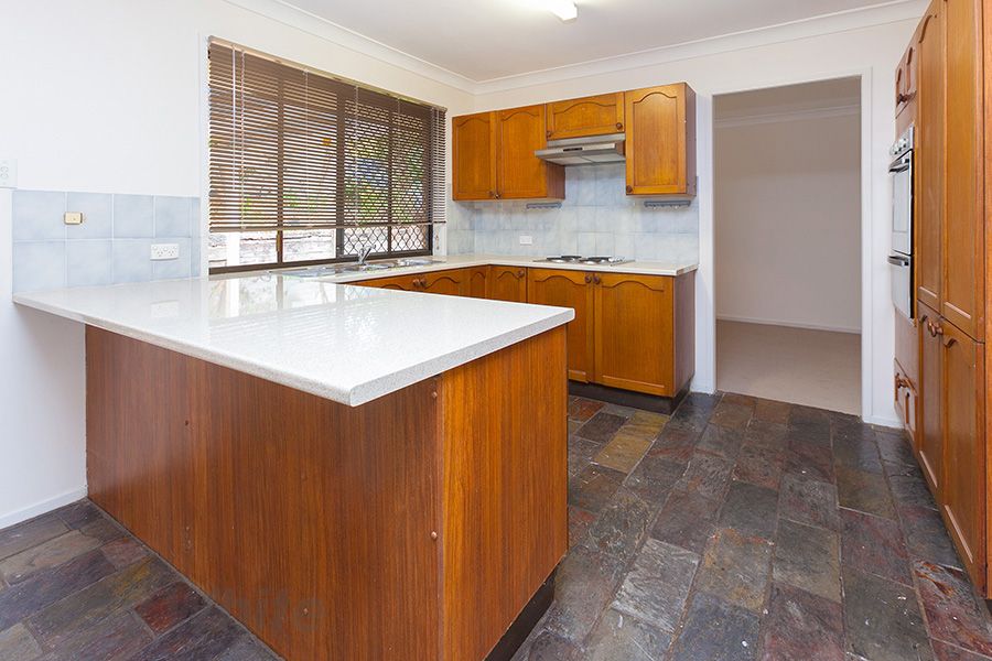 2 Luke Street, Camira QLD 4300