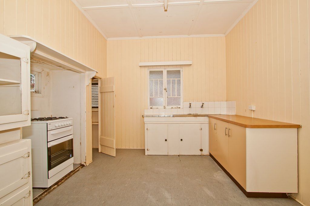 11 Aubigny Street, Annerley, QLD 4103