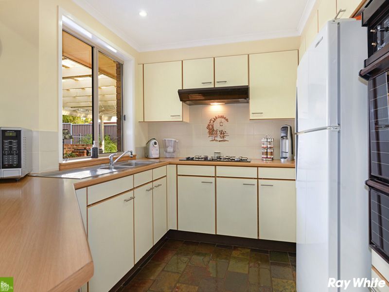 13 Featherwood Place, Albion Park Rail, NSW 2527