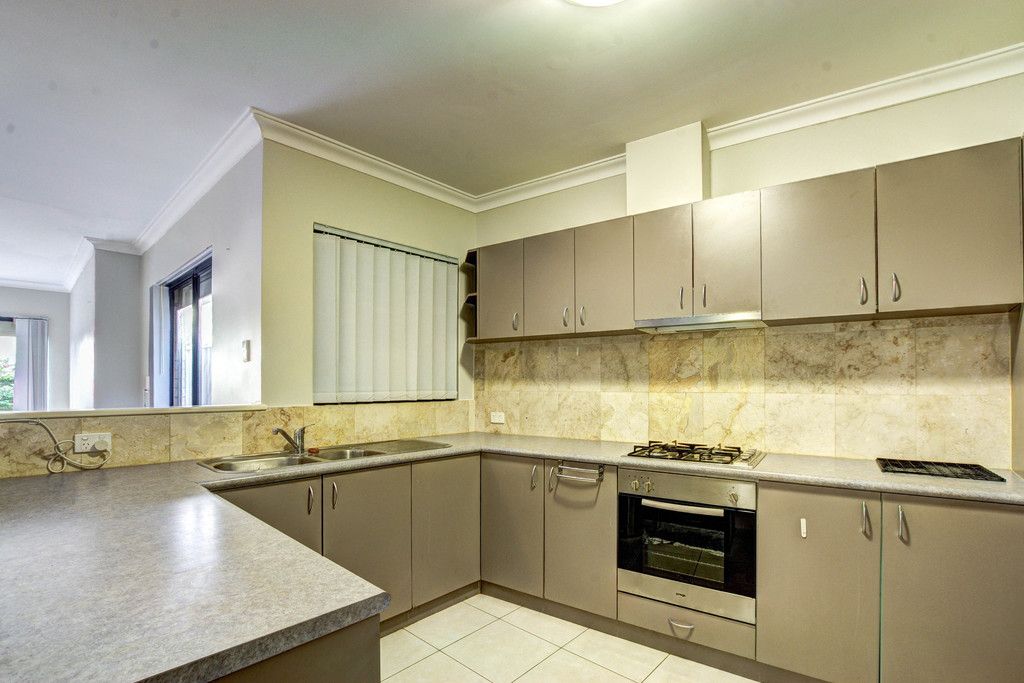 1b Myimbar Way, Nollamara, WA 6061