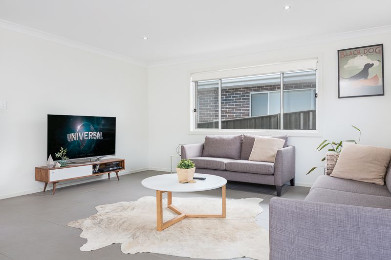 13 Cascade Circuit, Albion Park, NSW 2527