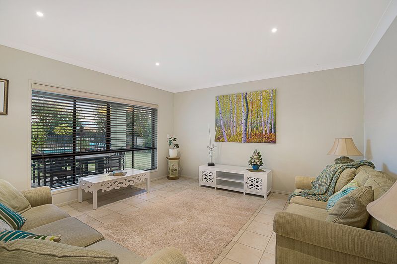 18 Parsley Drive, Middle Ridge, QLD 4350